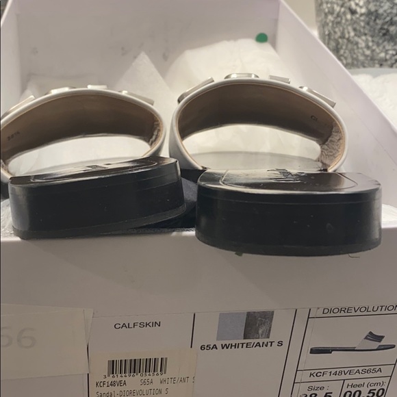 🛑SOLD🛑Dior Slides - Picture 3 of 4